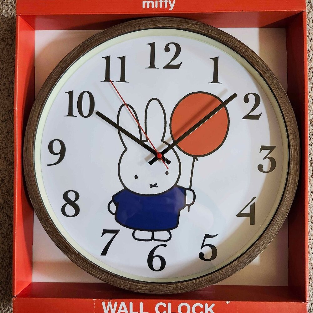 Miffy Wall Clock Bunny Wood Look Rabbit With Balloon 16 inch Diameter Cute Decor